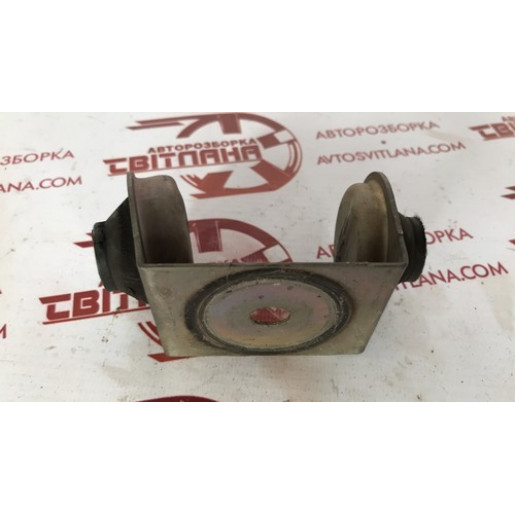 Подушка двигателя правая Citroen Berlingo 2003-2008 1844A7